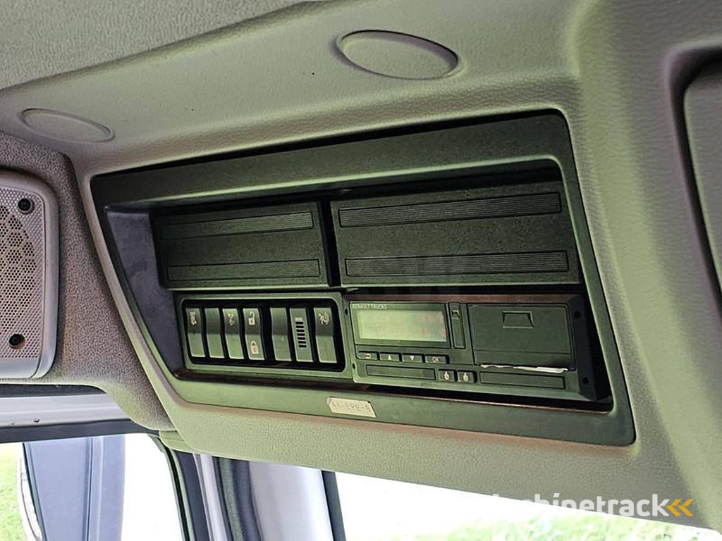 Renault D-250-11.9T-A-C-NEW-ENGINE