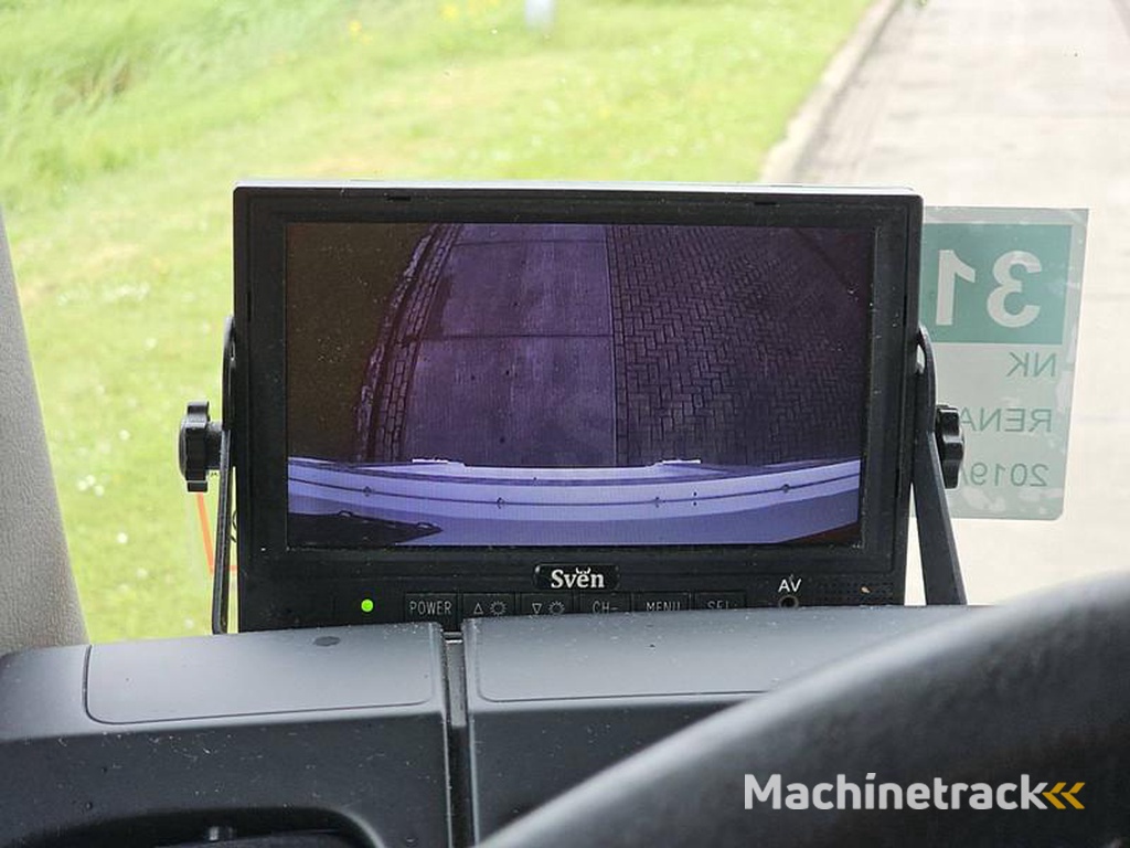 Renault D-250-11.9T-A-C-NEW-ENGINE