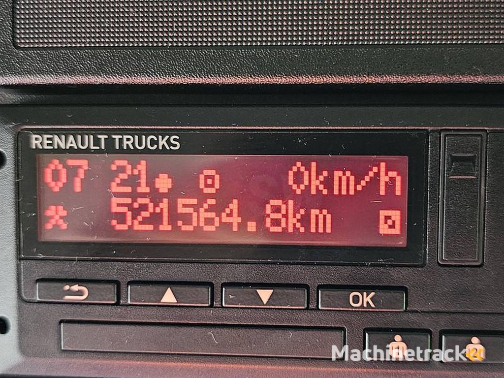 Renault D-250-11.9T-A-C-NEW-ENGINE