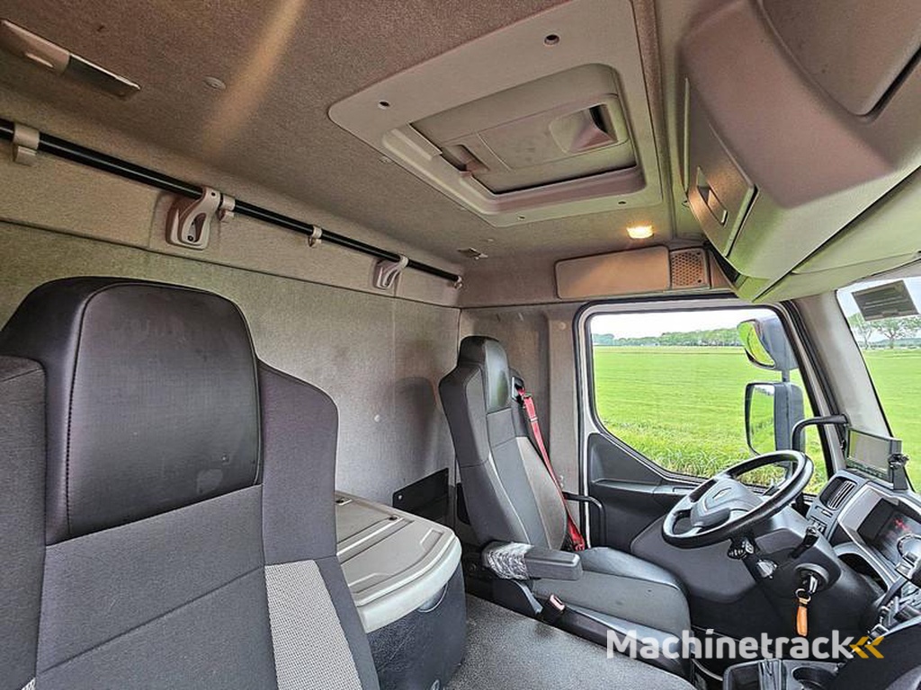 Renault D-240-11.9T-AIRCO-TAILLIFT