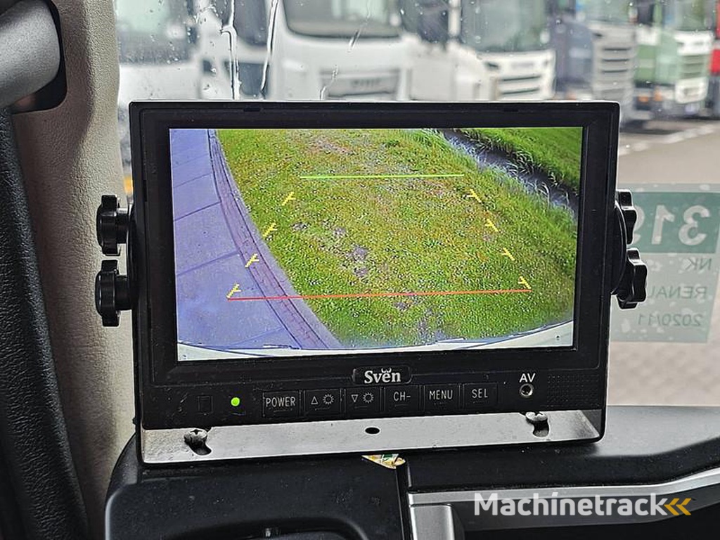 Renault D-240-11.9T-AIRCO-TAILLIFT