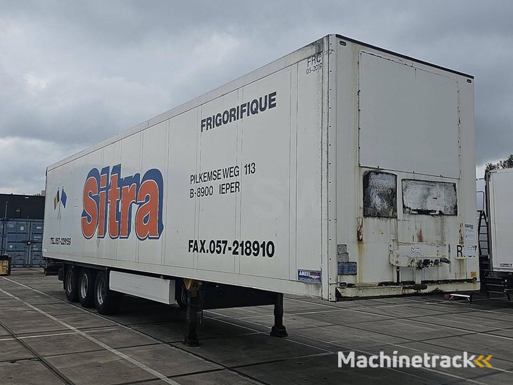 Schmitz-Cargobull SKO