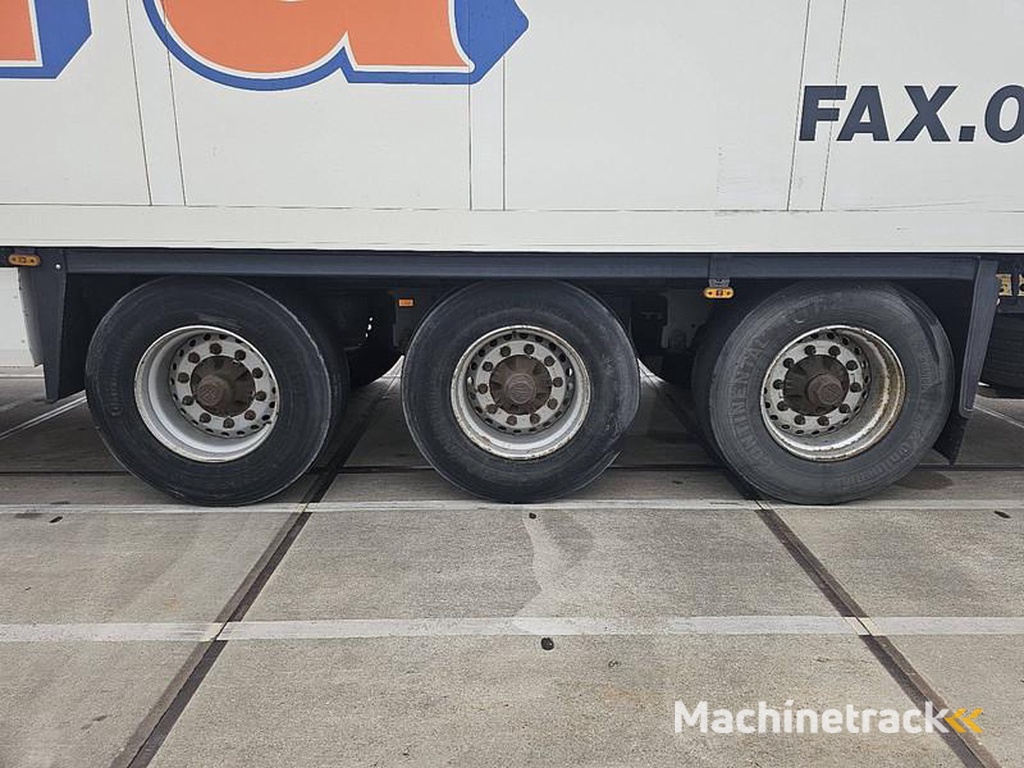 Schmitz-Cargobull SKO