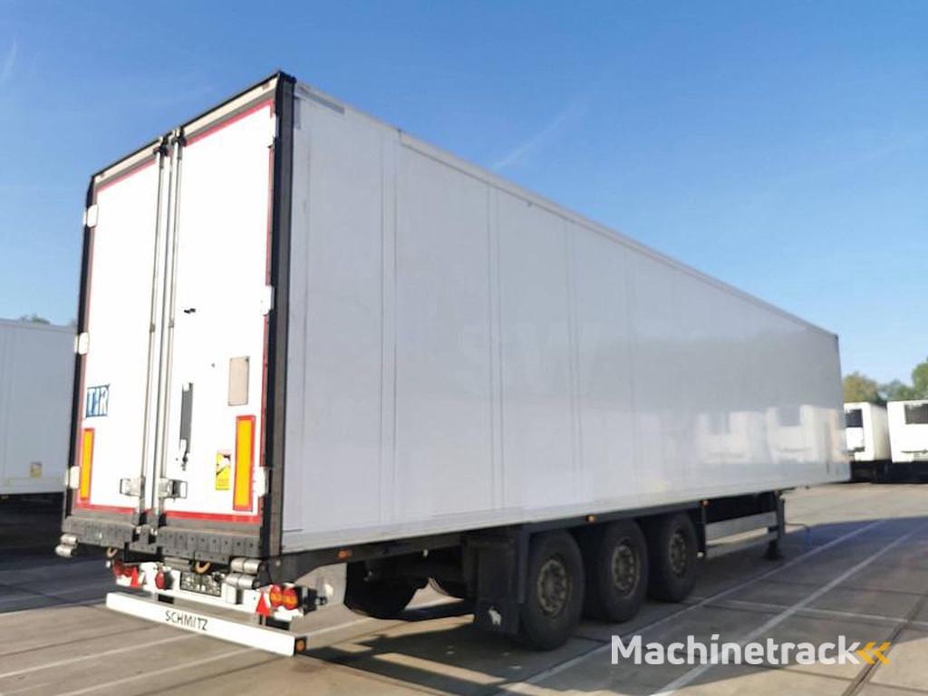 Schmitz-Cargobull SKO