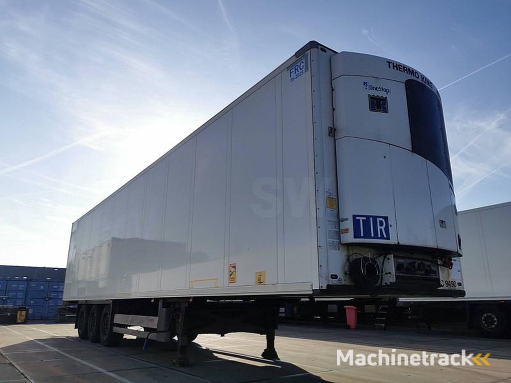 Schmitz-Cargobull SKO