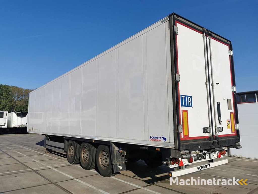 Schmitz-Cargobull SKO