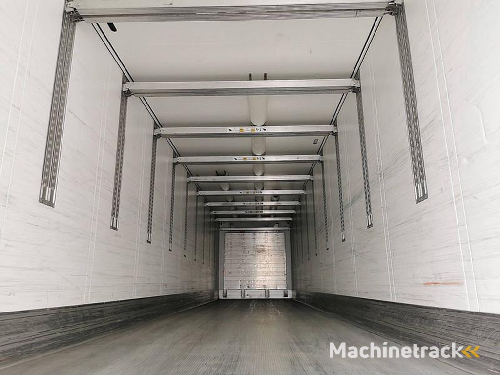 Schmitz-Cargobull SCB*S3B Carrier1550D+E,dopp