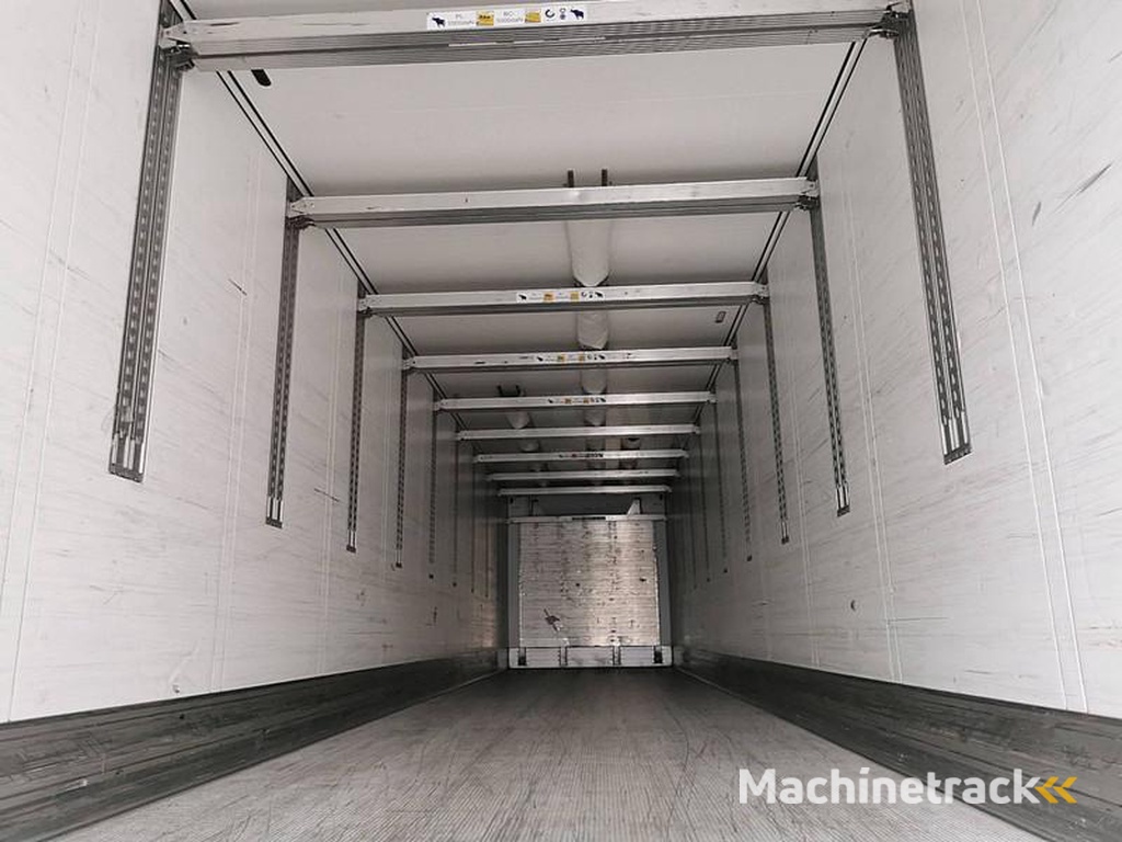 Schmitz-Cargobull SCB*S3B Carrier1550 D+E,Dopp