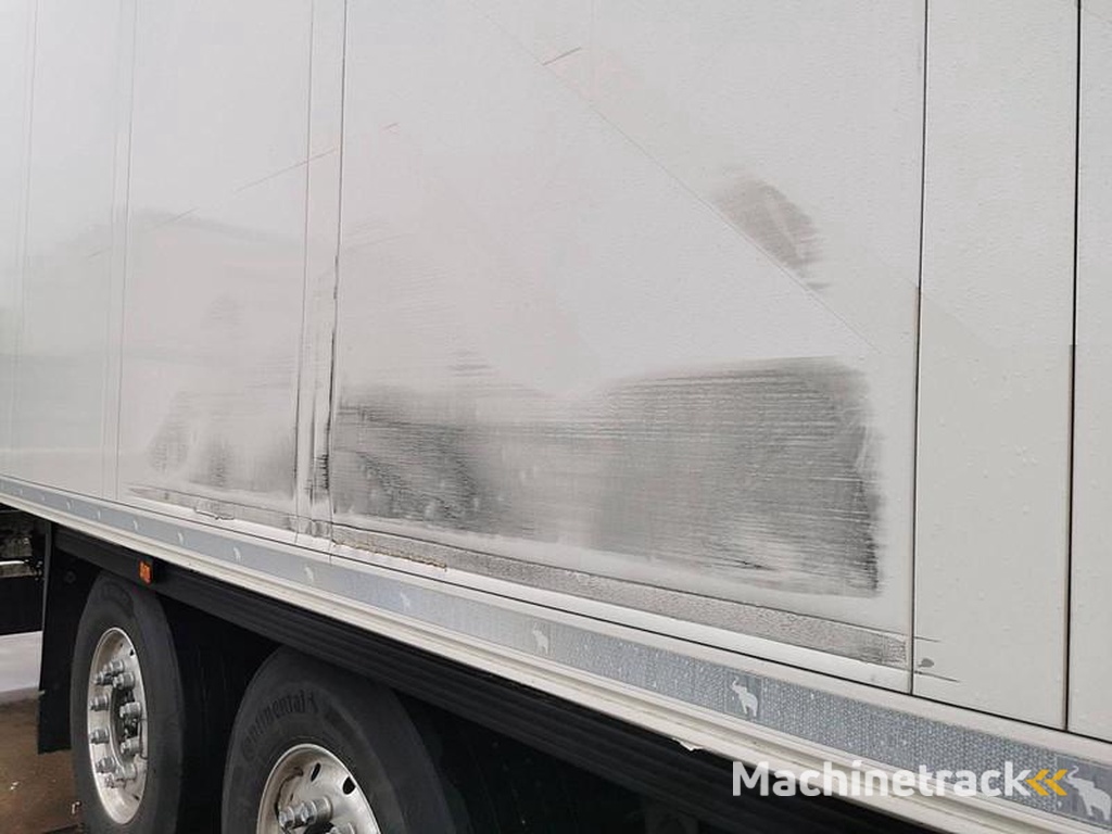 Schmitz-Cargobull SCB*S3B Carrier1550 D+E,Dopp