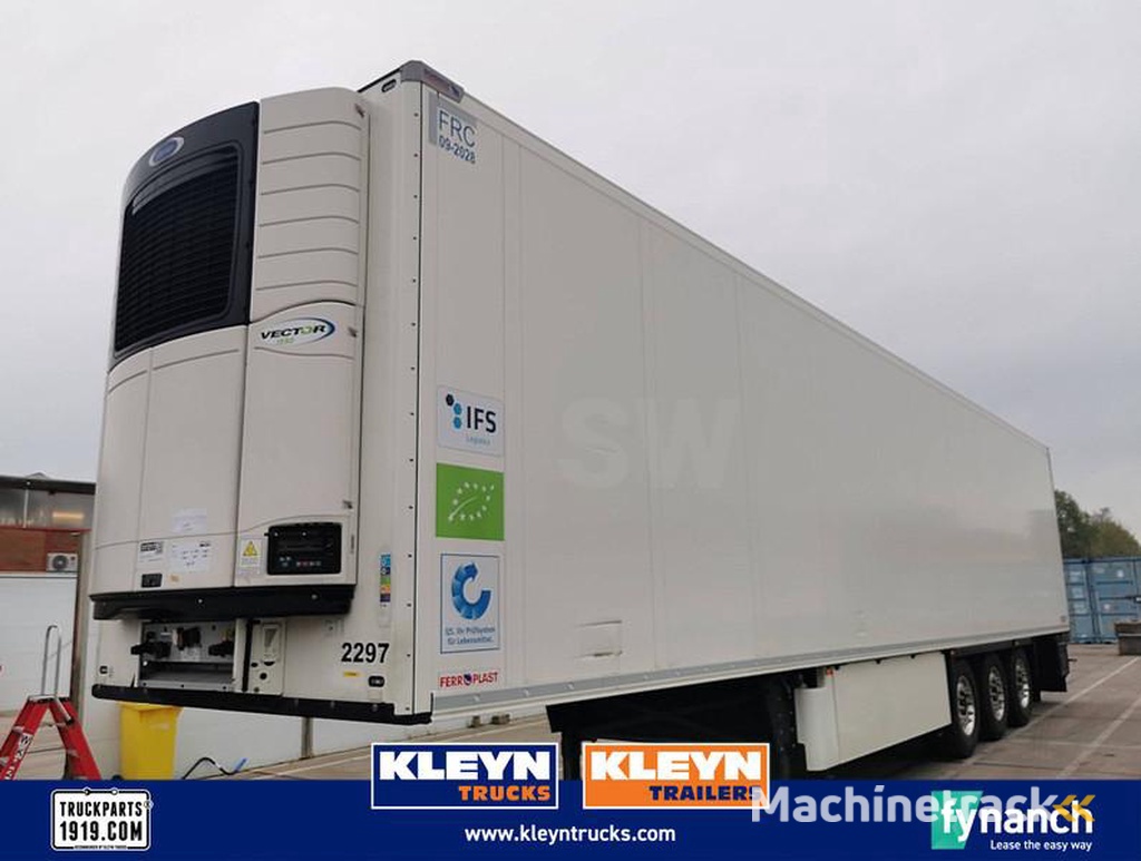 Schmitz-Cargobull SCB*S3B Carrier1550 D+E dopp