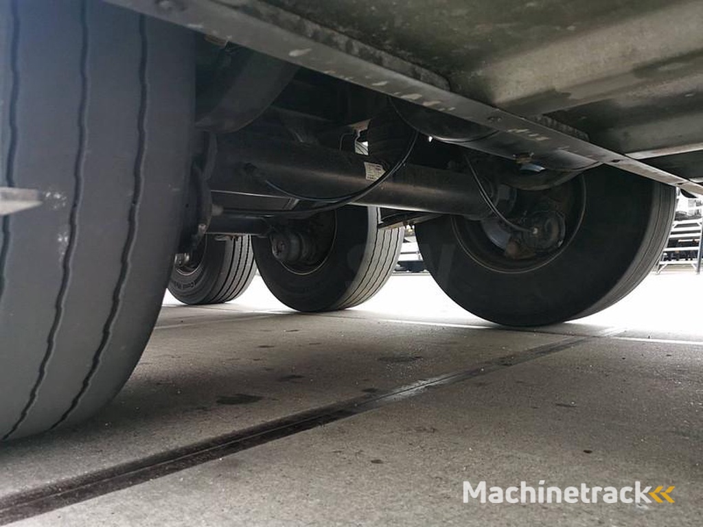 Schmitz-Cargobull SCB*S3B Carrier1550 D+E dopp