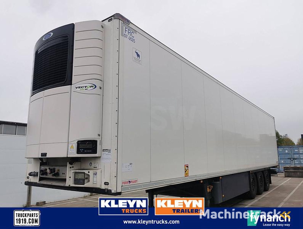 Schmitz-Cargobull SKO