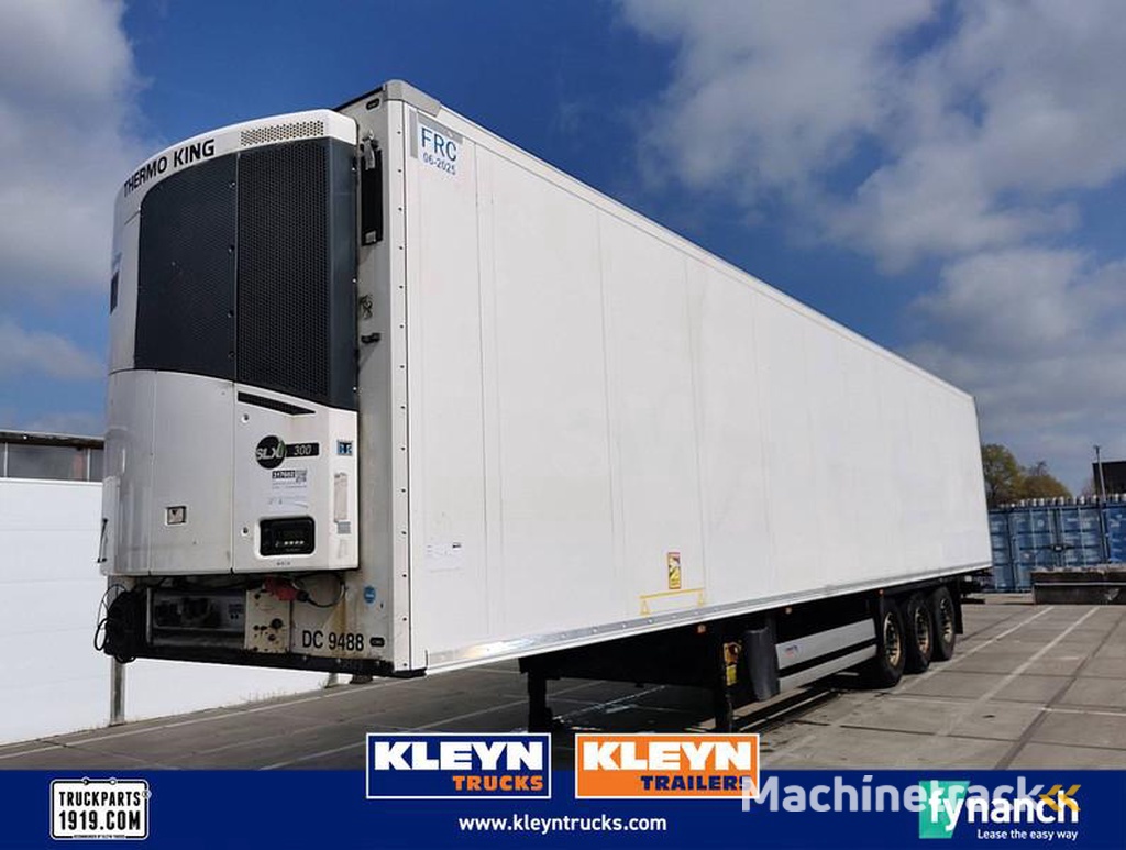 Schmitz-Cargobull SKO