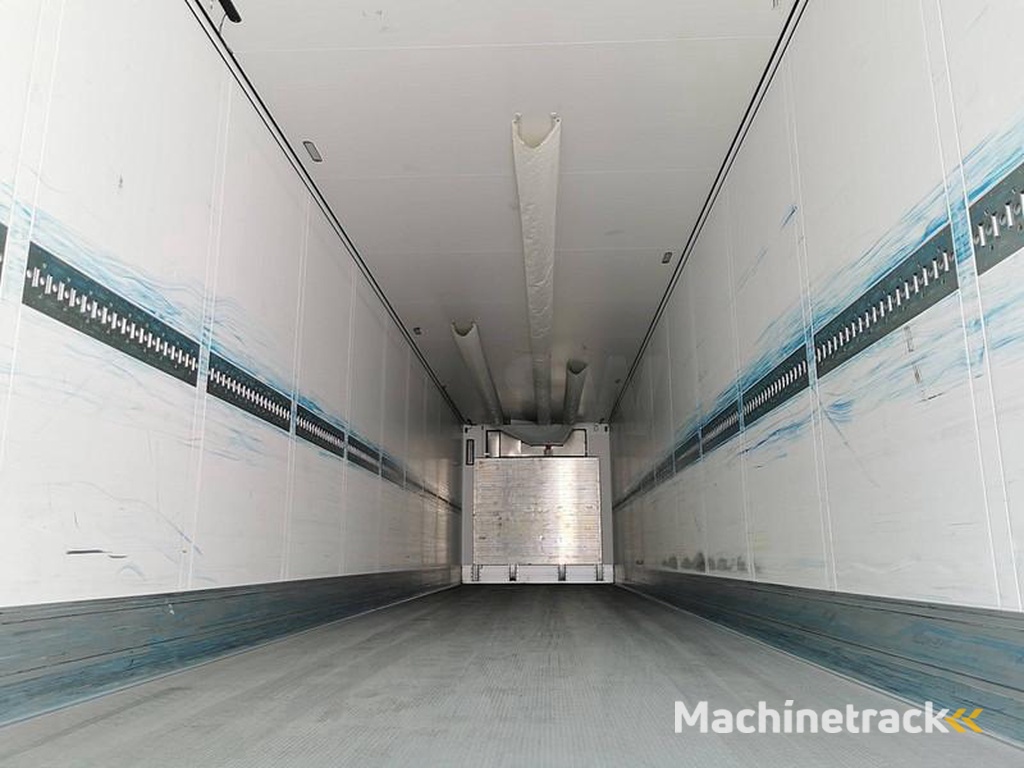 Schmitz-Cargobull SKO