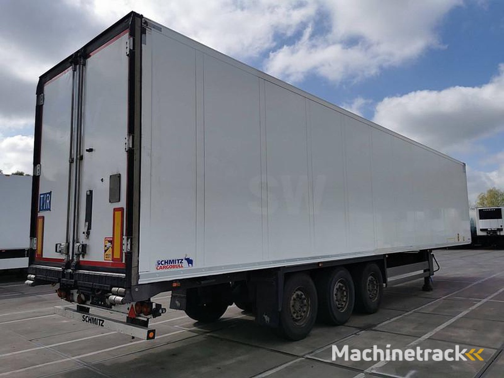 Schmitz-Cargobull SKO