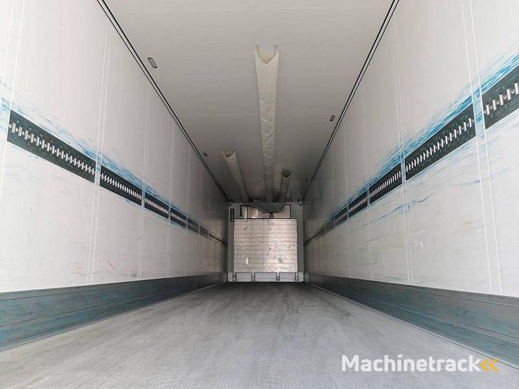 Schmitz-Cargobull SKO