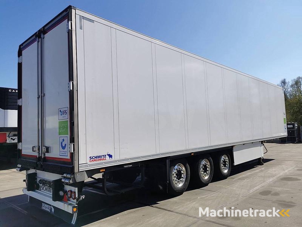 Schmitz-Cargobull SCB*S3B Carrier1550 D+E dopp
