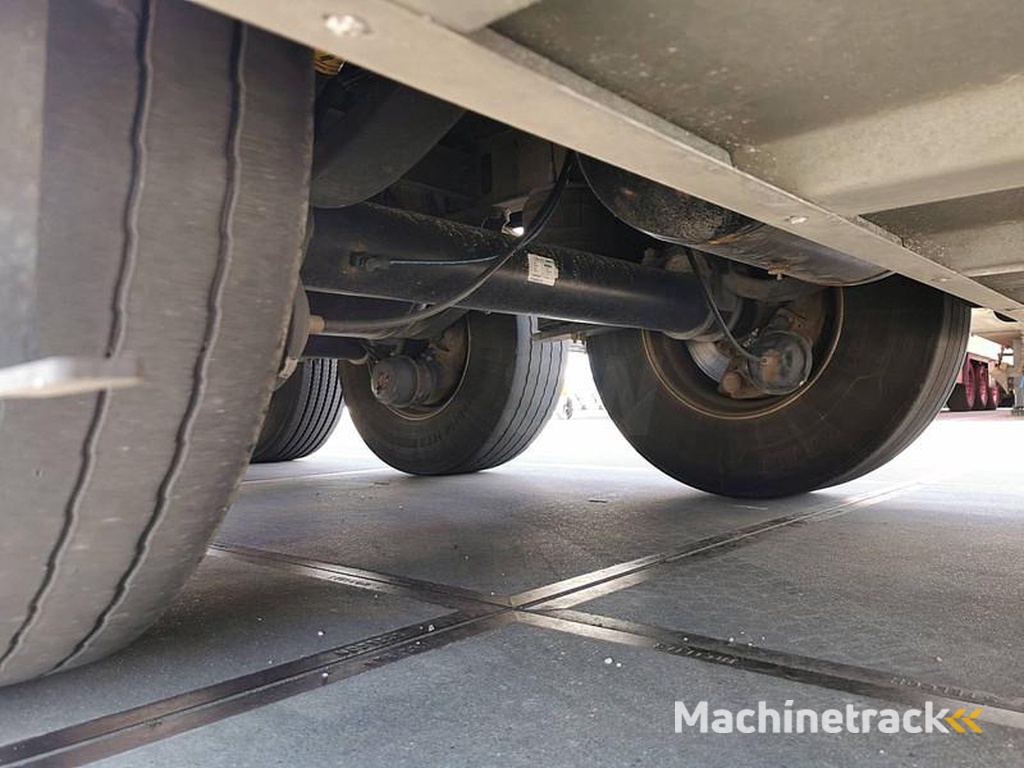 Schmitz-Cargobull SCB*S3B Carrier1550 D+E dopp