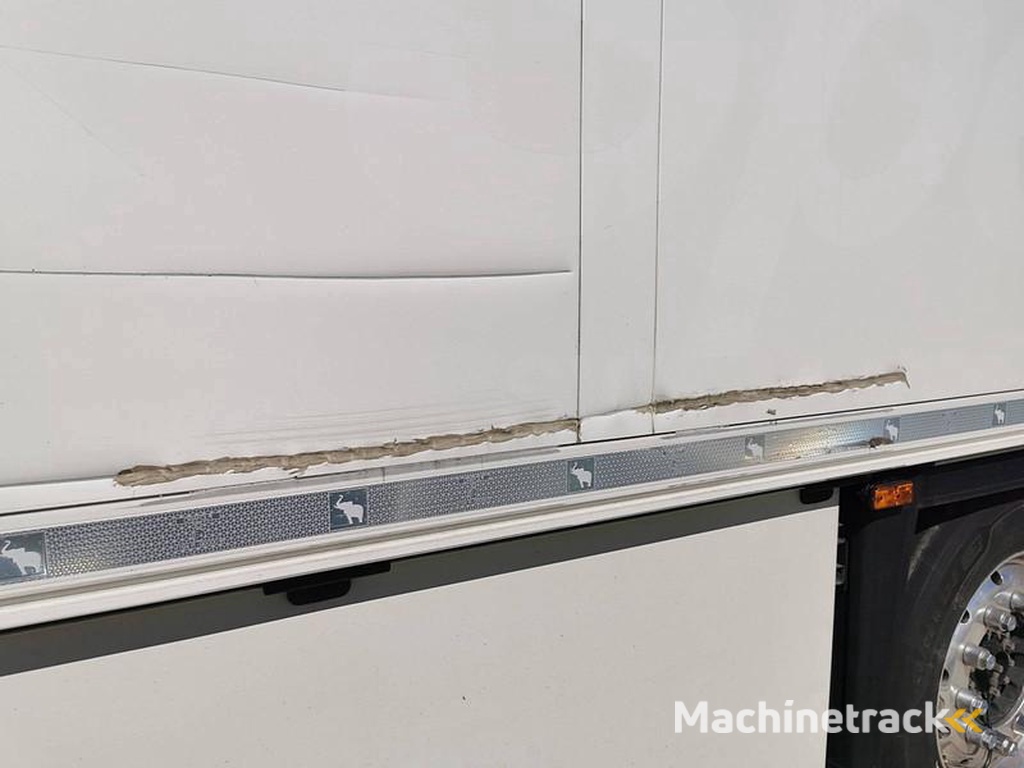 Schmitz-Cargobull SCB*S3B Carrier1550 D+E dopp