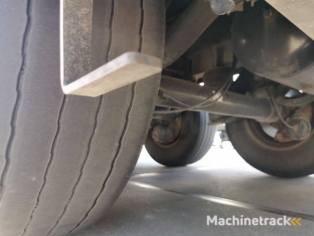 Schmitz-Cargobull SCB*S3B Carrier1550 D+E dopp