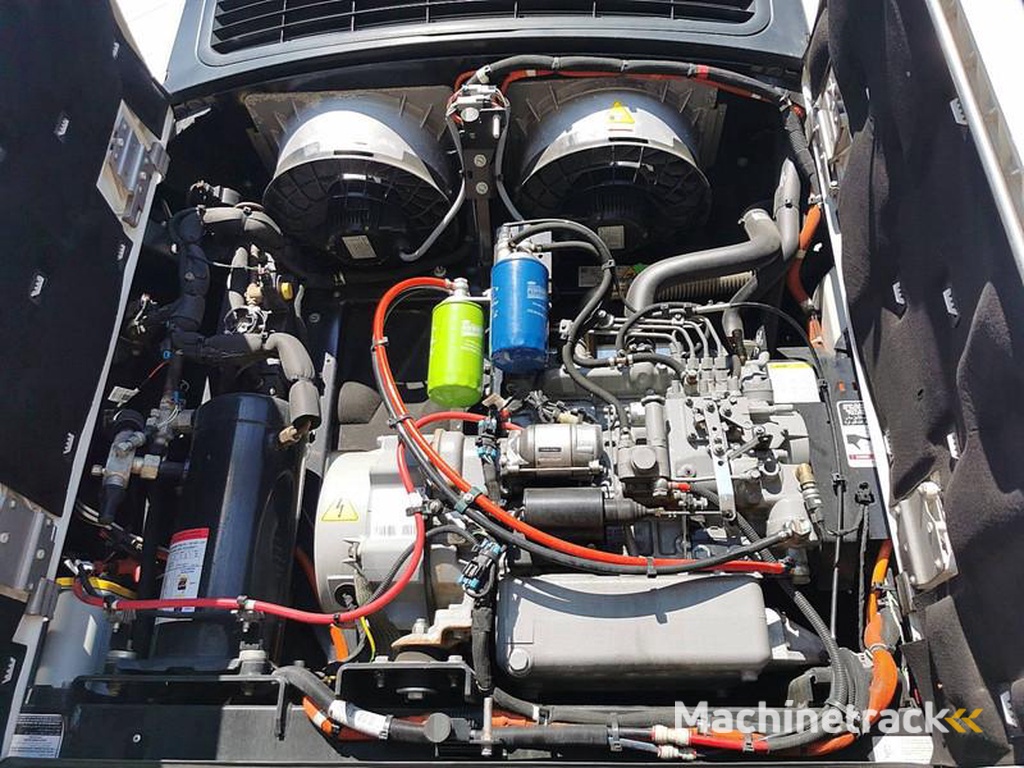 Schmitz-Cargobull SCB*S3B Carrier1550 D+E dopp