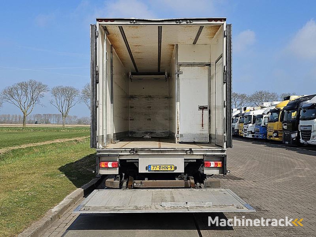 Mercedes ATEGO 1224 CARRIER TAILLIFT