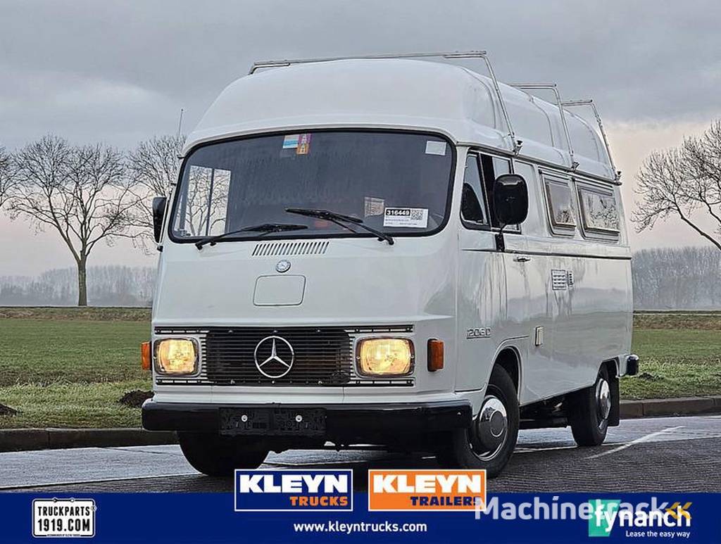 Mercedes D Camper 206