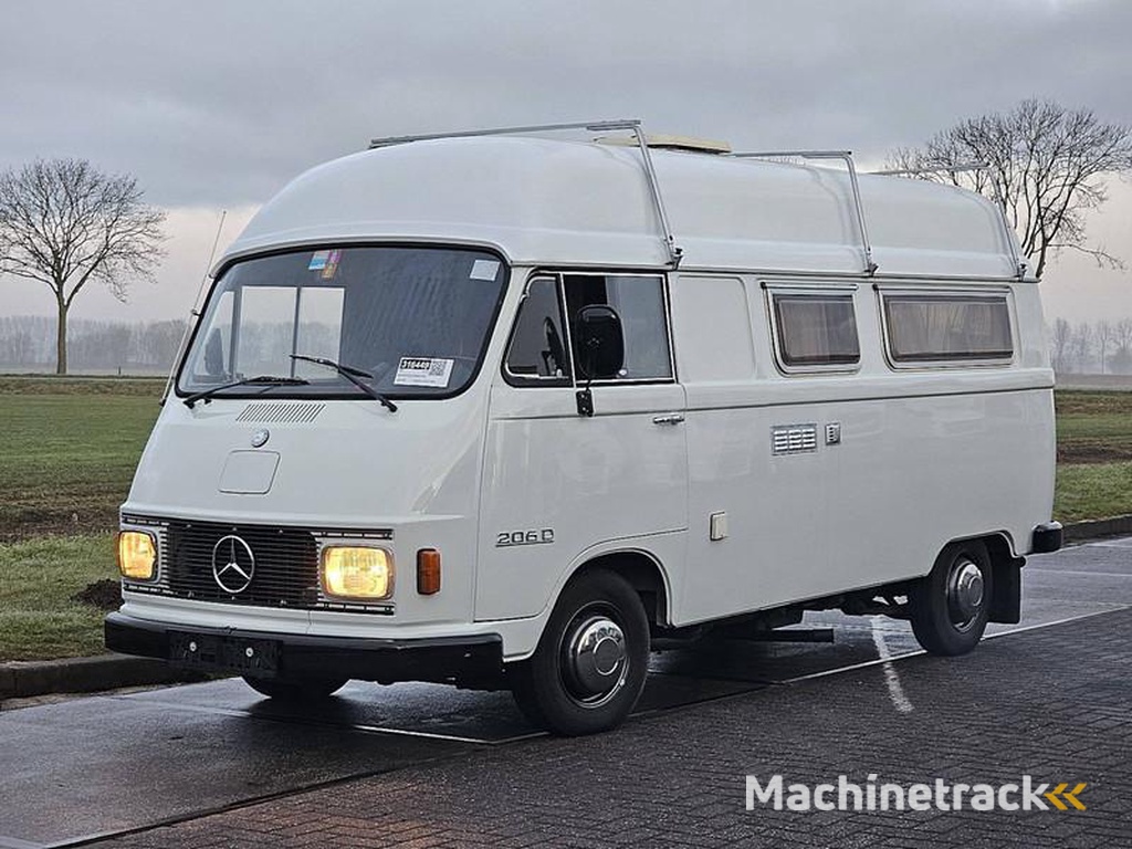 Mercedes D Camper 206