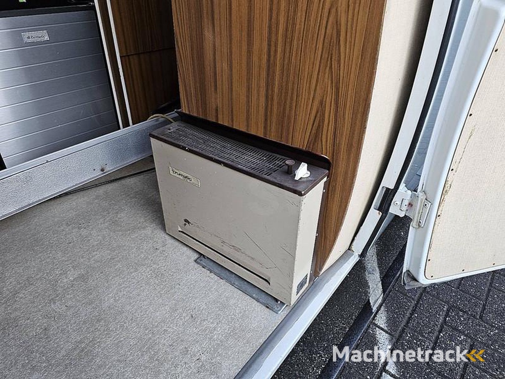 Mercedes D Camper 206