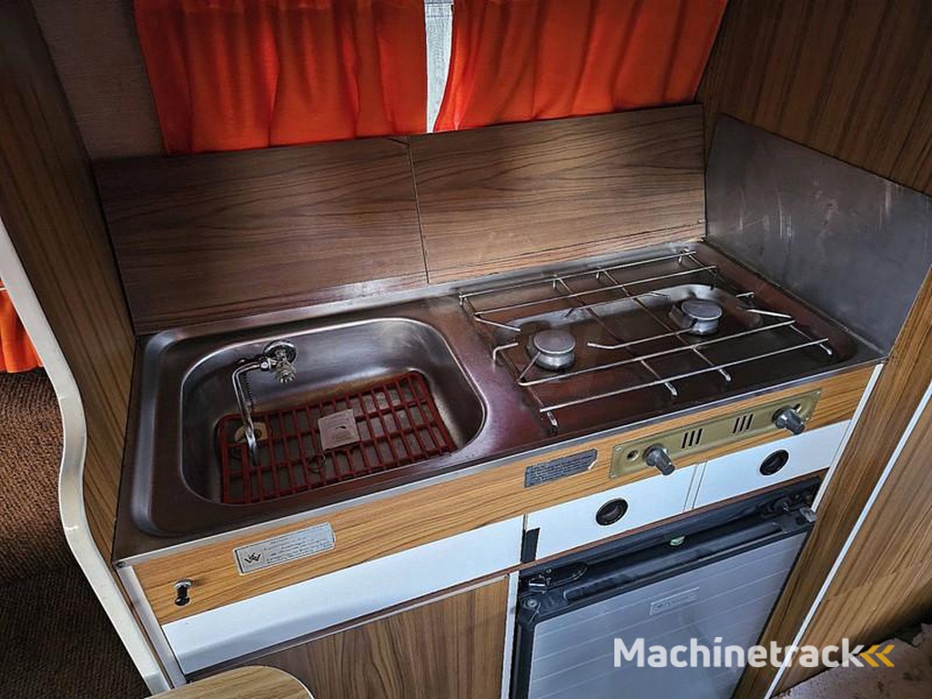 Mercedes D Camper 206