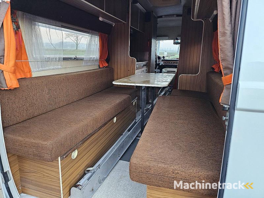 Mercedes D Camper 206