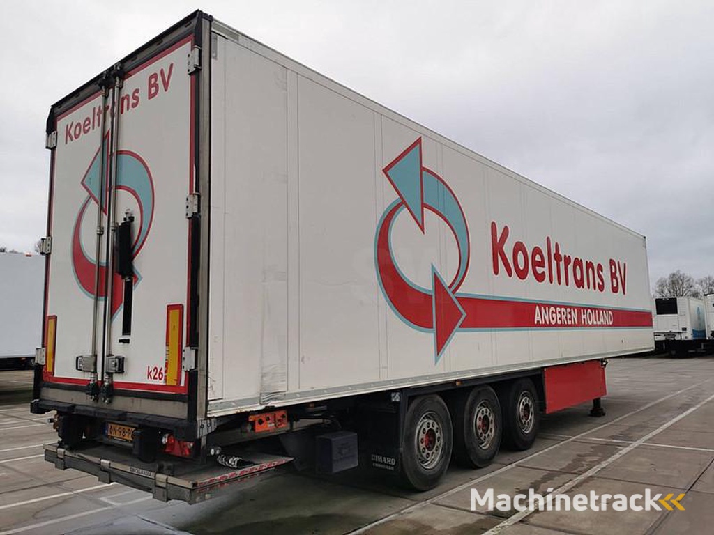 Schmitz-Cargobull SKO