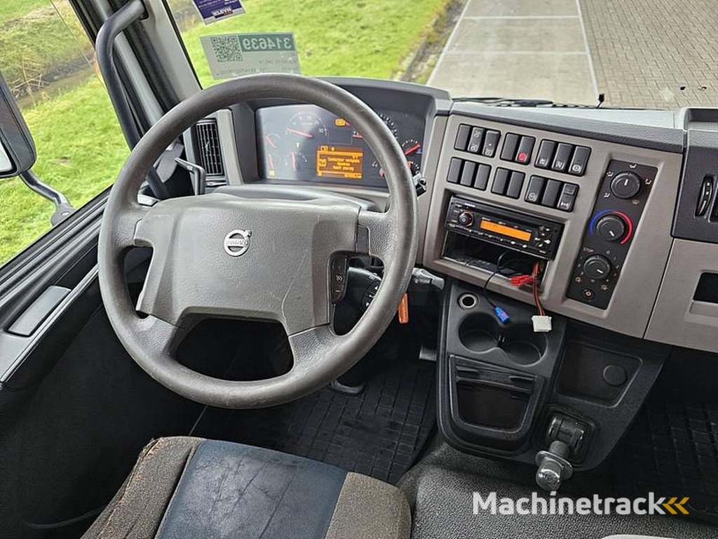 Volvo FL4