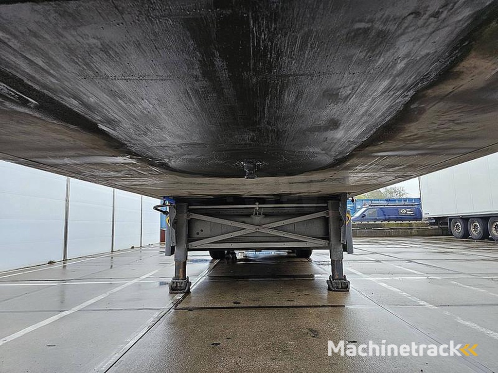 Schmitz-Cargobull SKO