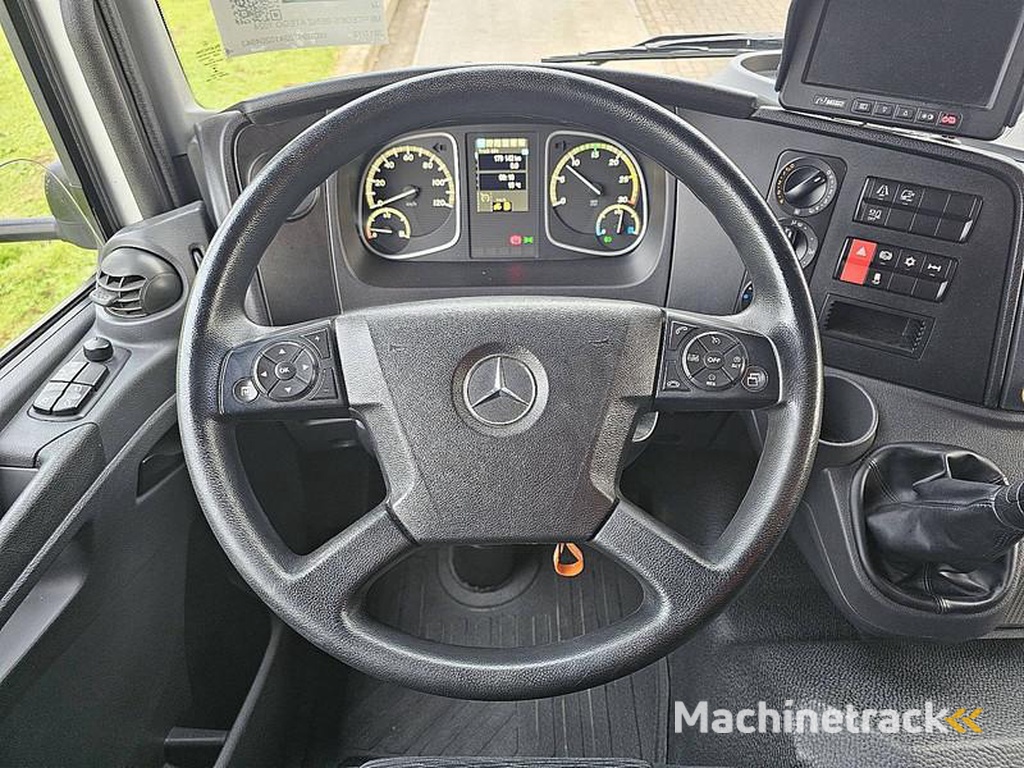 Mercedes ATEGO 1024
