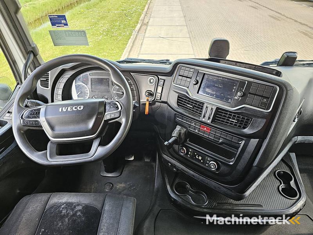 Iveco S-WAY