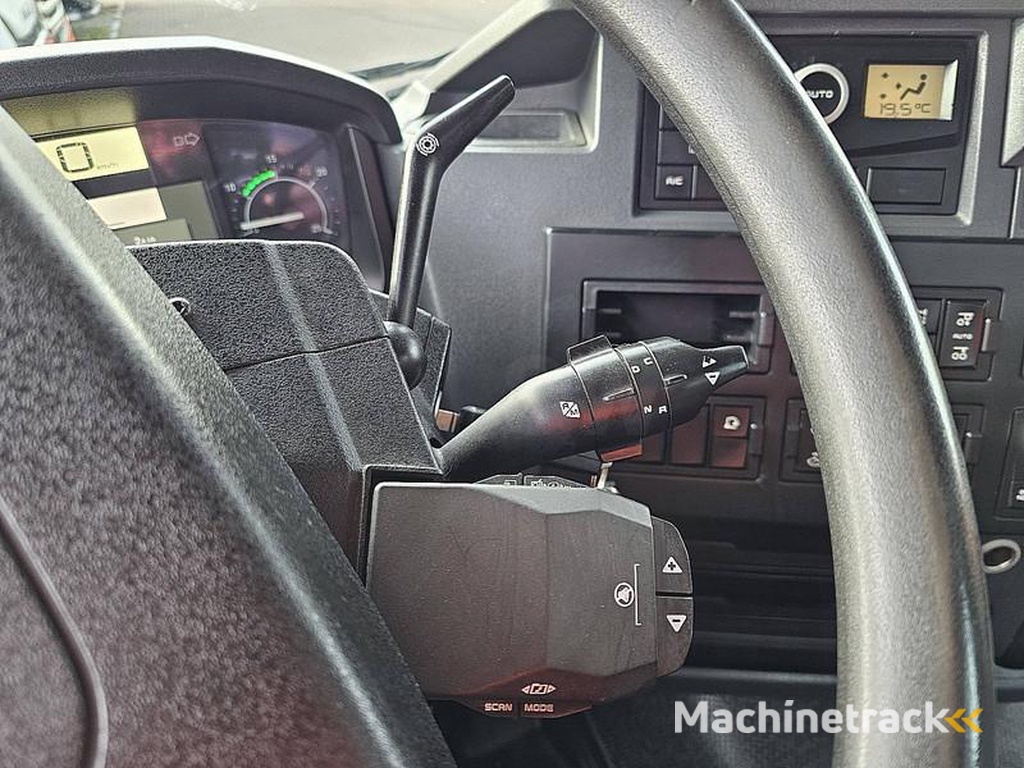 Renault C-430-HIAB-228-E5