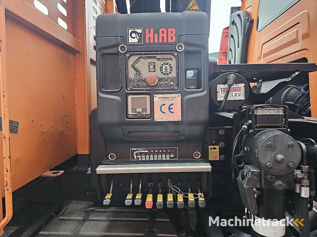 Renault C-430-HIAB-228-E5