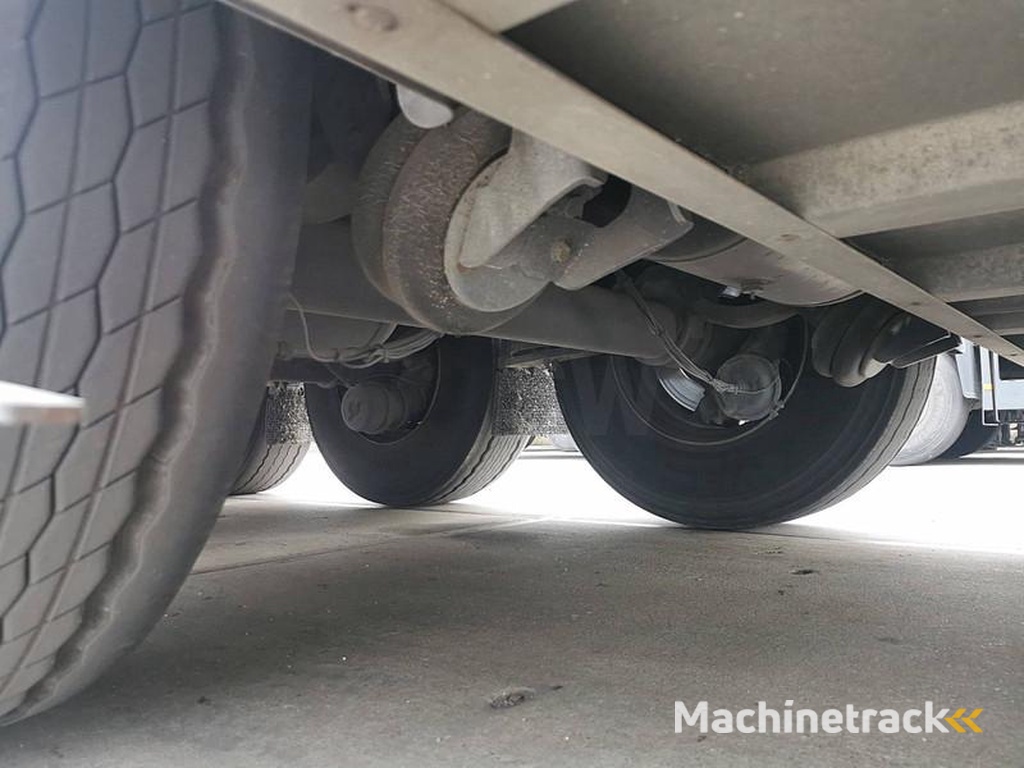 Schmitz-Cargobull SKO