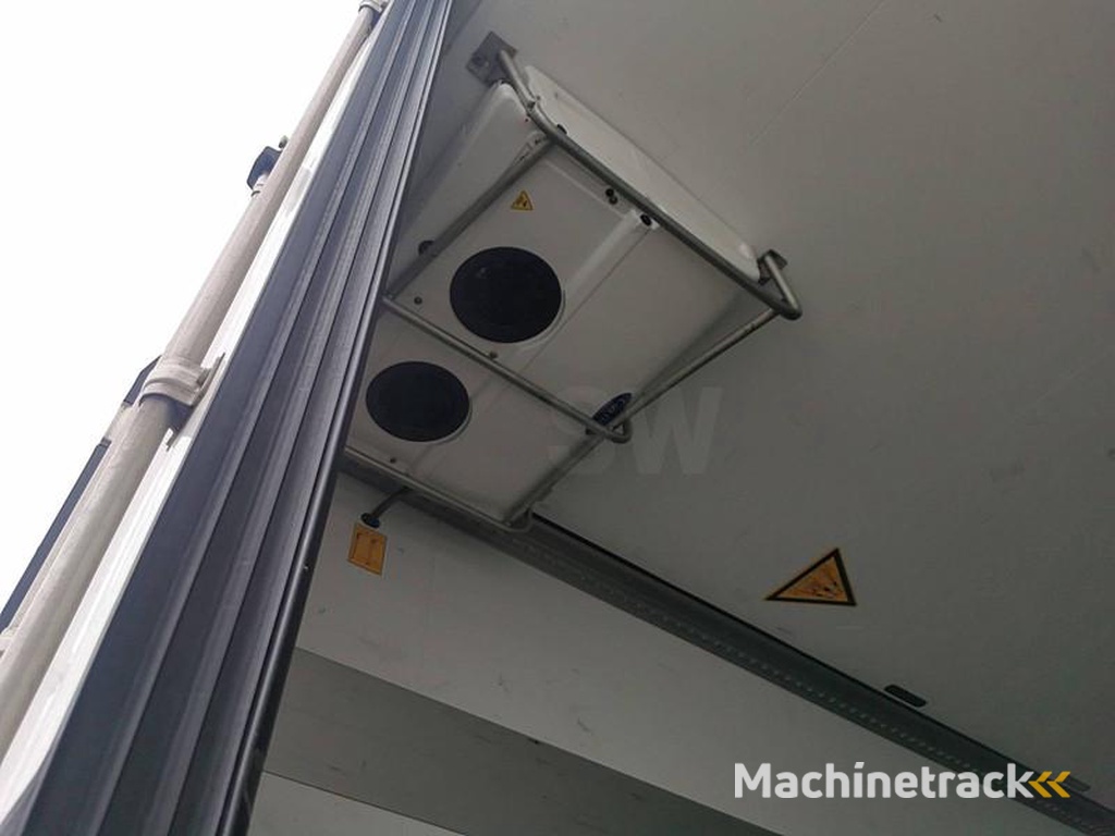 Schmitz-Cargobull SKO