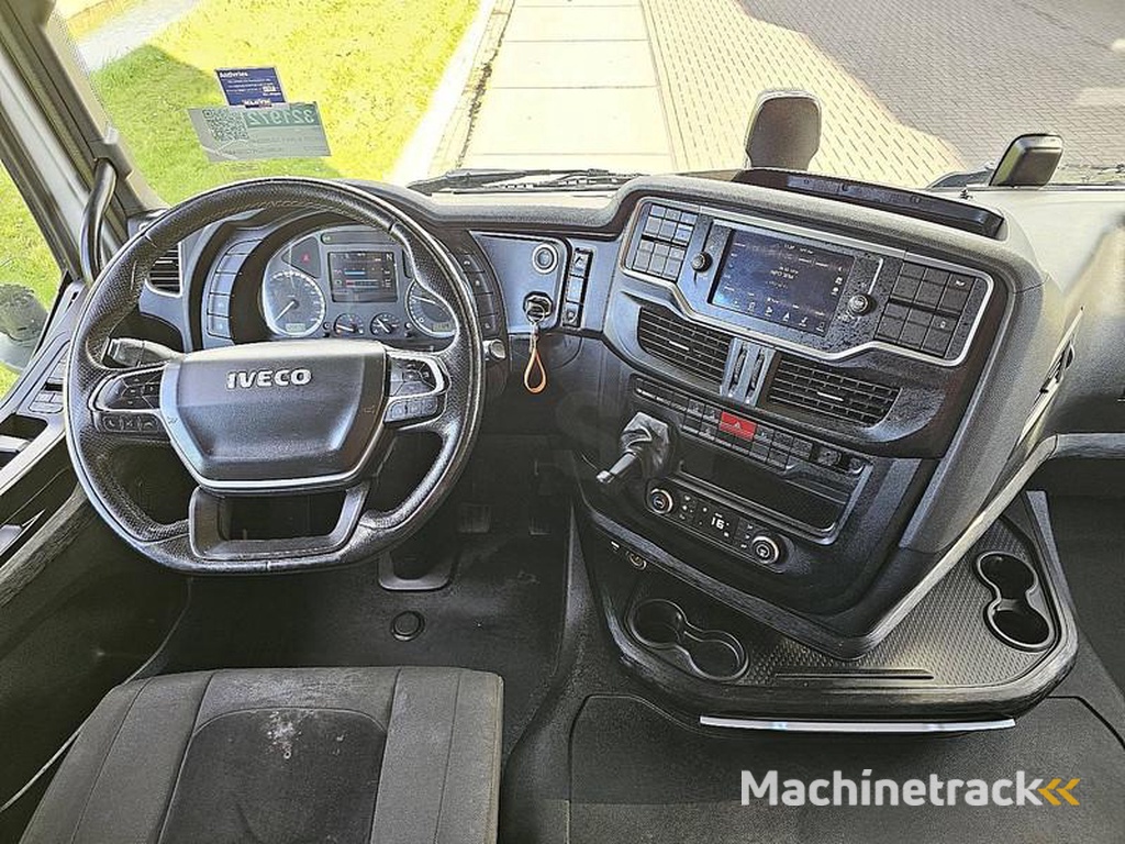 Iveco S-WAY