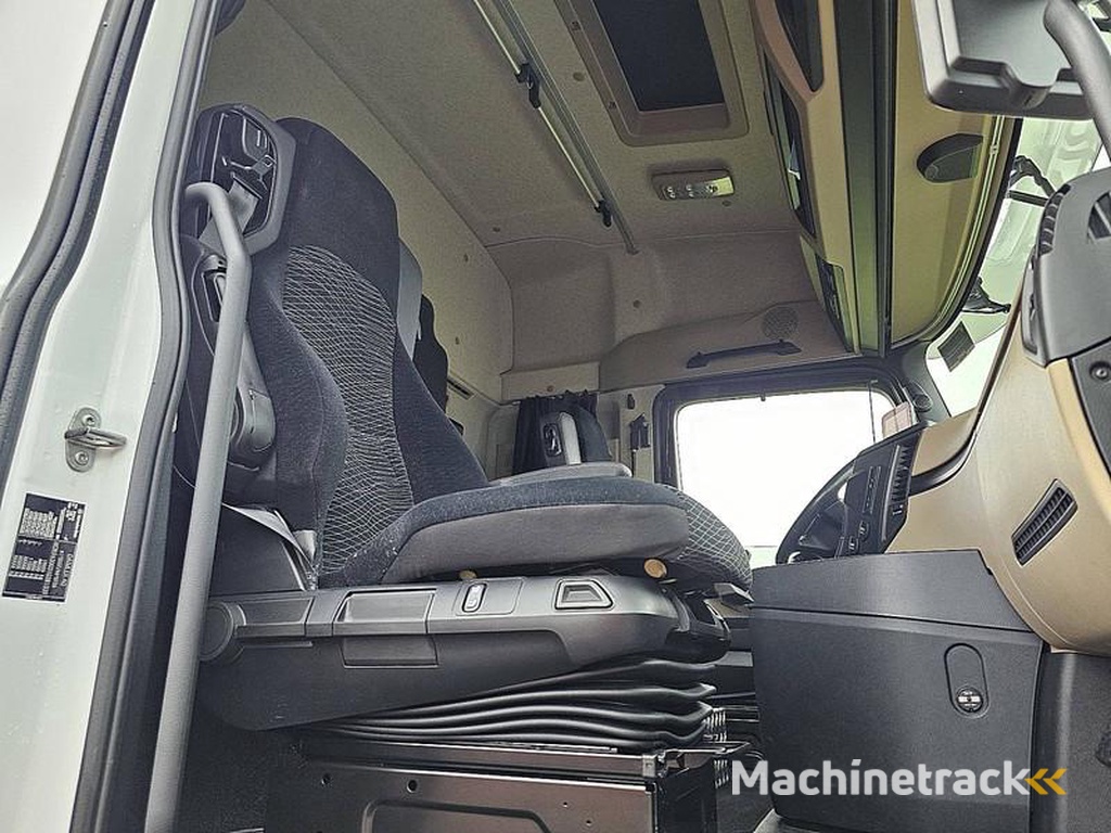 Mercedes ACTROS 1833 DRIVING SCHOOL 65TKM