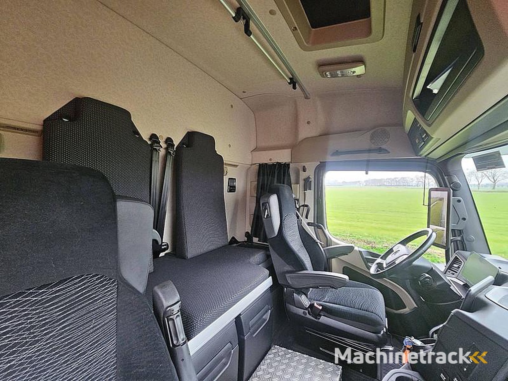 Mercedes ACTROS 1833 DRIVING SCHOOL 65TKM