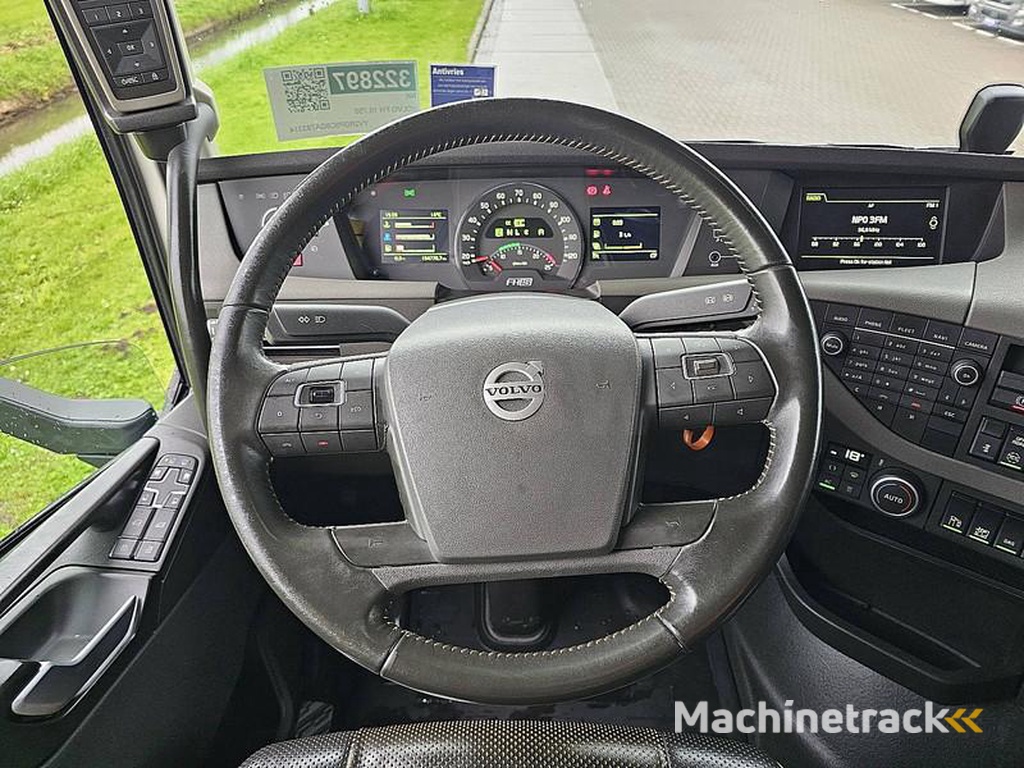 Volvo FH16