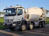 Minituur van Mercedes AROCS 3240 PUTZMEISTER 9M3