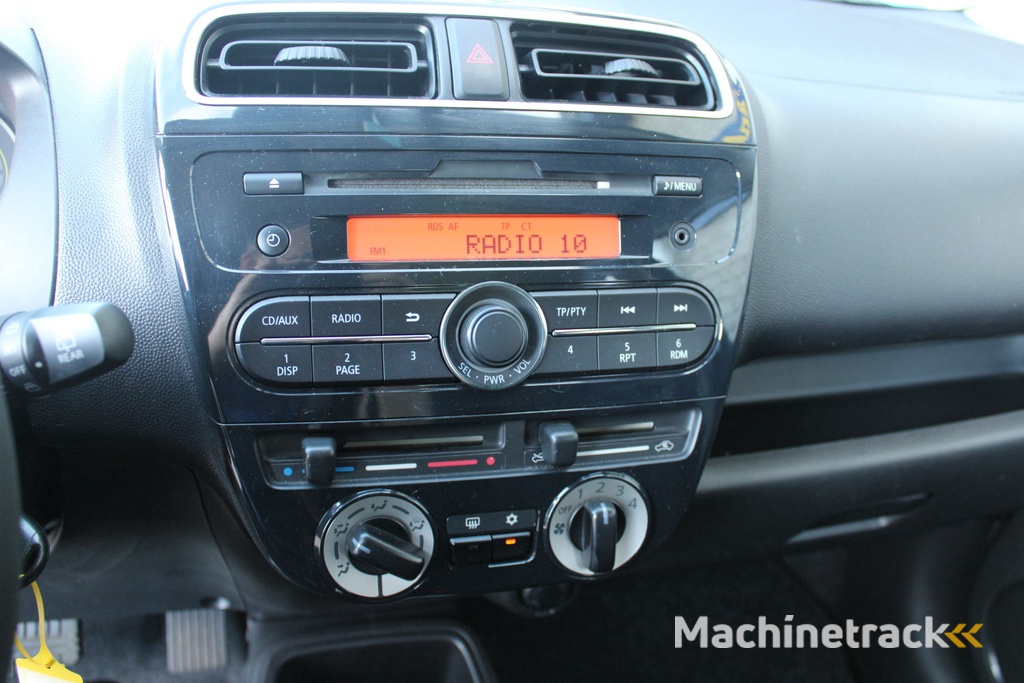 Mitsubishi Space Star 1.2 Invite 5DRS  Automaat Airco