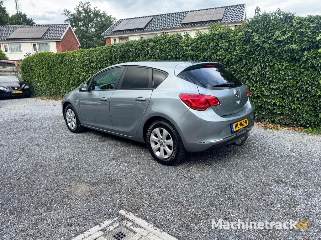 Opel Astra 1.4 Blitz