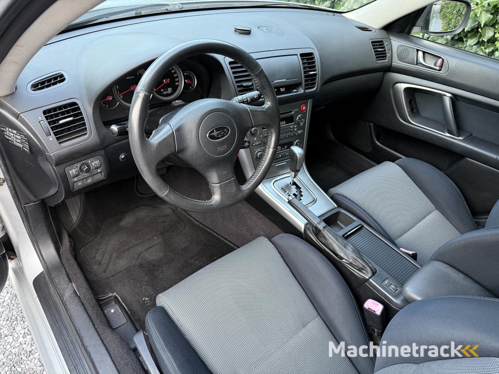 Subaru Legacy Touring Wagon 2.0R Comfort Automaat