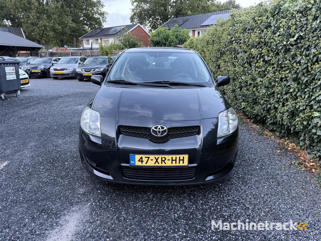 Toyota Auris 2.2 D-4D Luna Business