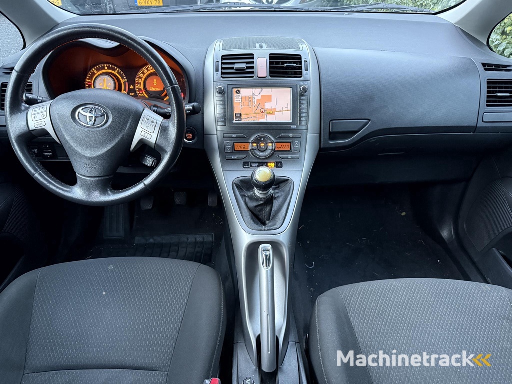 Toyota Auris 2.2 D-4D Luna Business